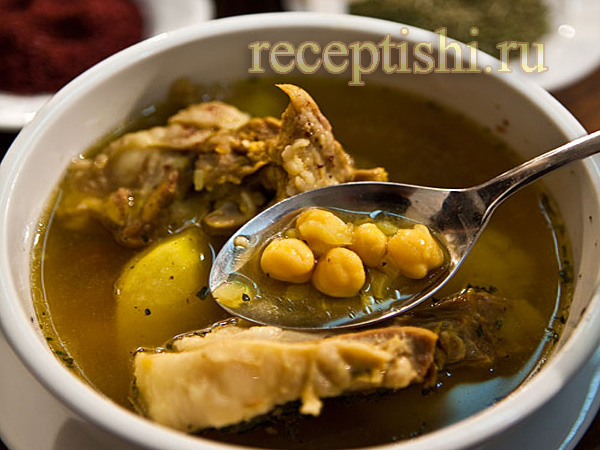 Парча-бозбаш суп с бараниной и нутом